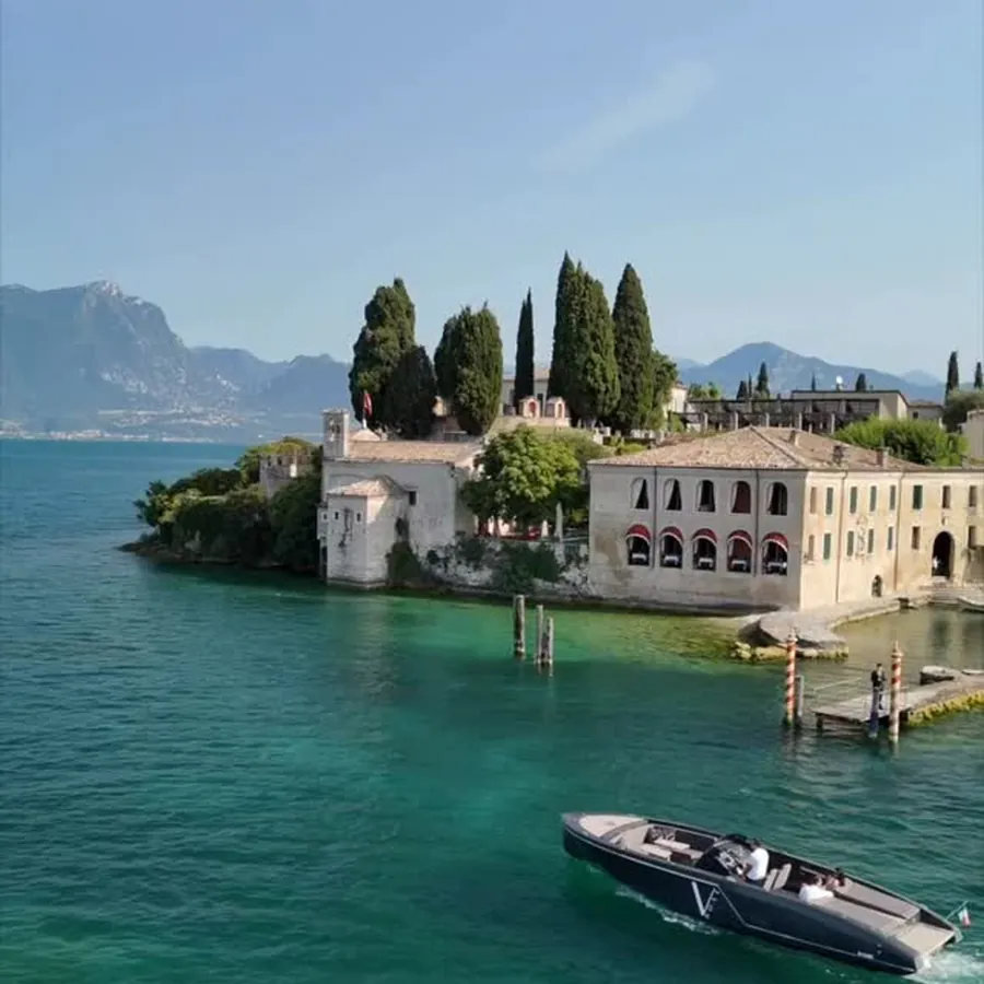 Lake Garda Boat Verdeblu — Lake Garda, Italy